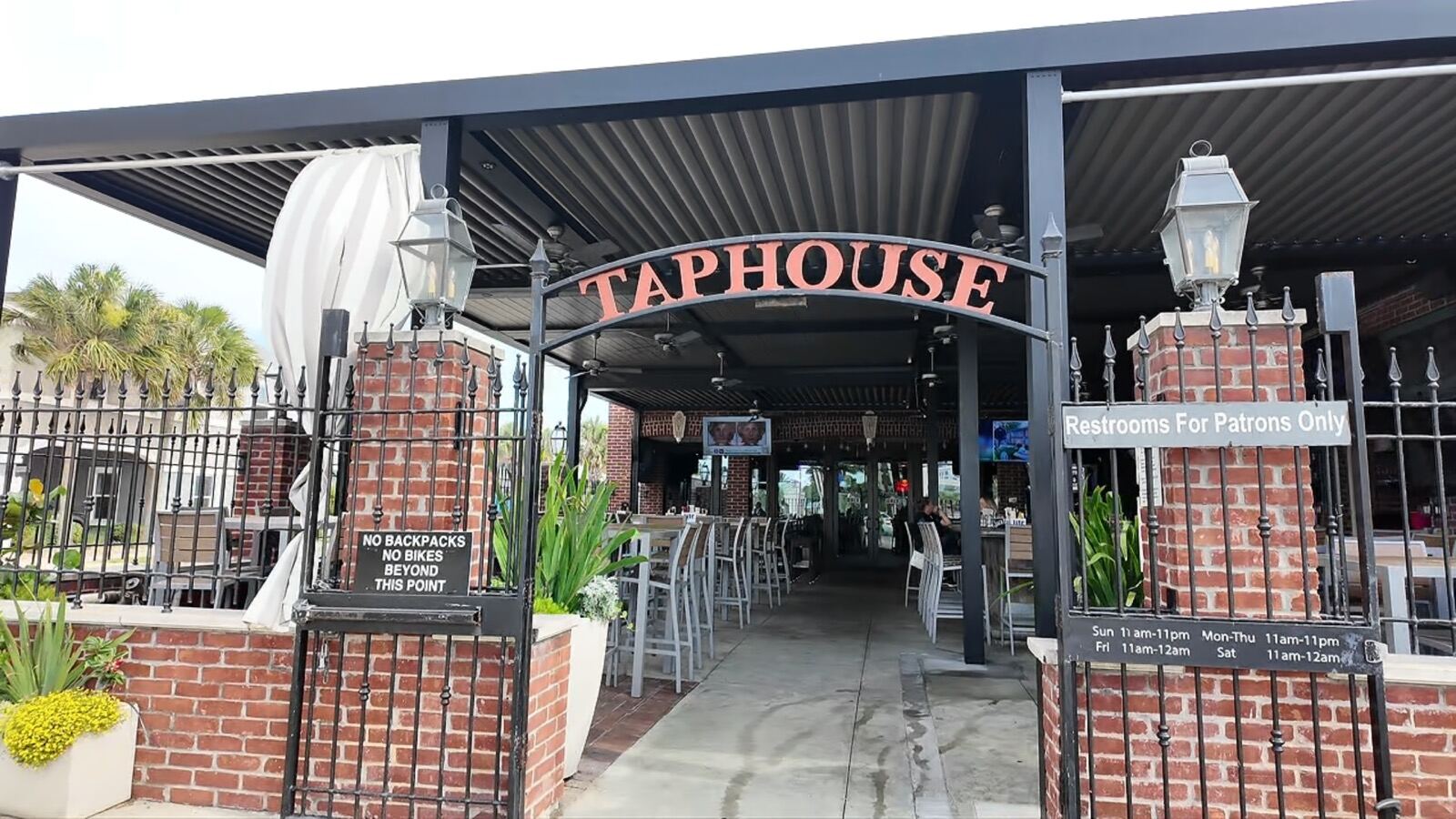 Brix Taphouse in Jacksonville Beach