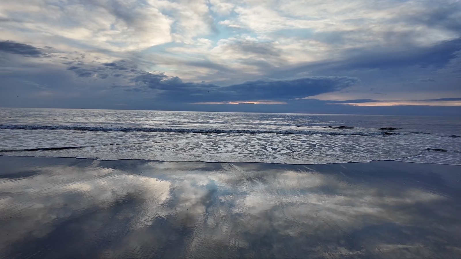 Sunrise over the ocean in Jacksonville Beach, Florida